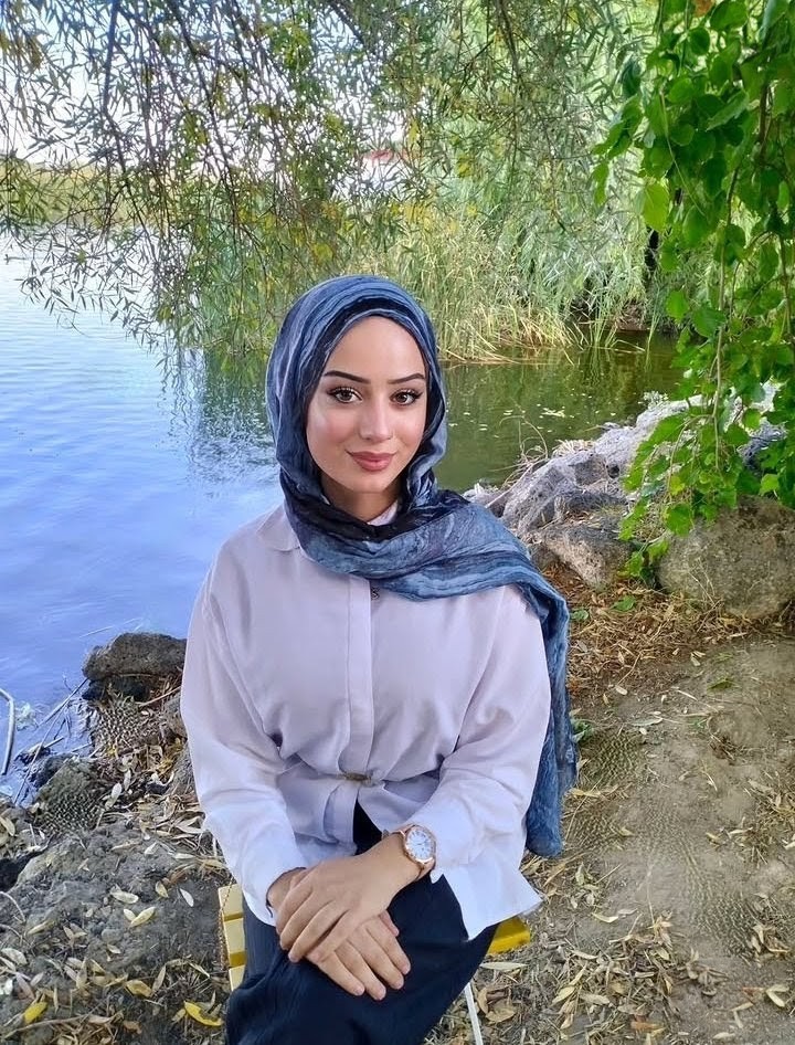 Cücük Lider Kadın Escort Bayan Alime