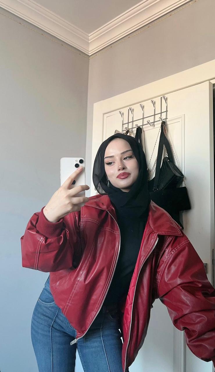 Cücük Grup Yapan Escort Anıl