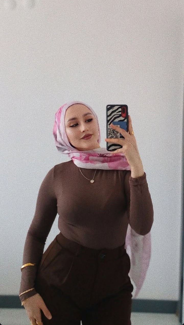 Karacakaya Hayatla Güzel Kadın Escort Mina