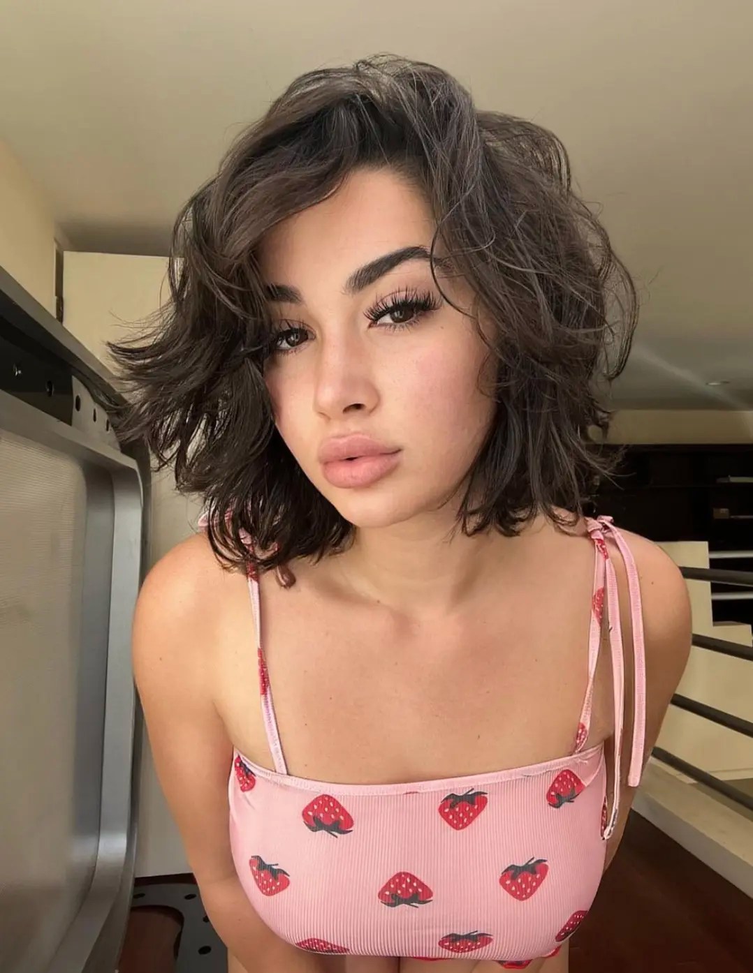 Teberik Güzel Bir Gelecek Bayan Escort Banu