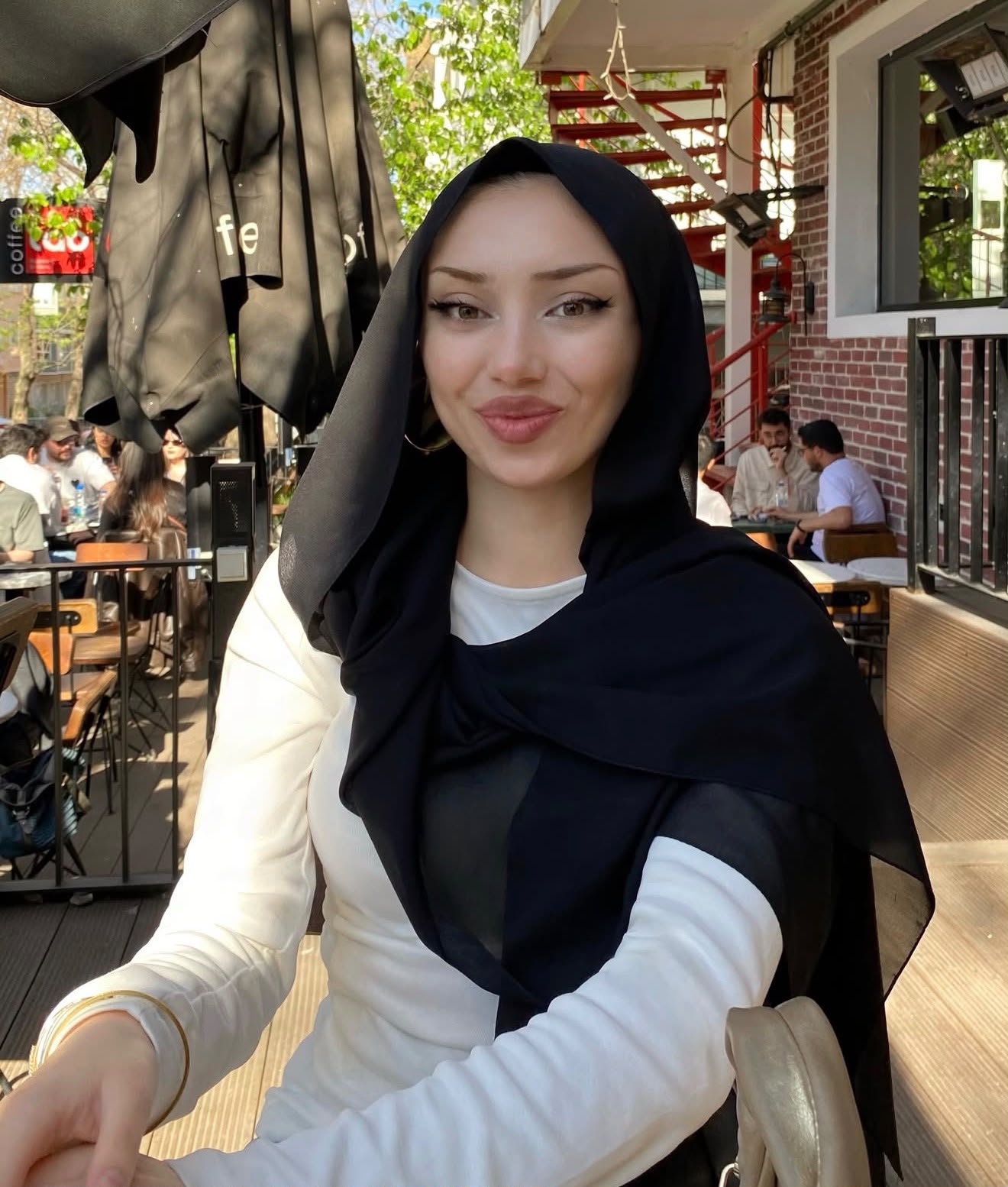 Şeyhler Sadık Bayan Escort Bayan Selin